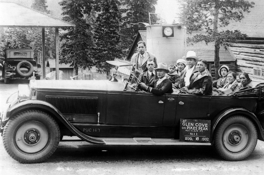 Osage family on vacation near Pikes Peak, August 16, 1932