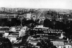 IL Deisenroth
"Glenn Oil Field Largest in the World Sapulpa. OK."
copyright 1909