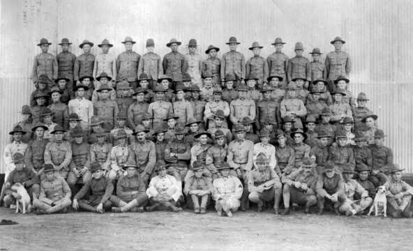 Enlisted men of the 6th Aero Squadron and two dogs, 1918