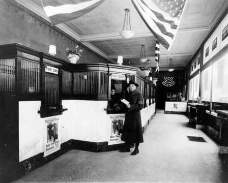 Baby Bond and Liberty Bond campaign headquarters during the first World War.  The office was located at 4th and Main