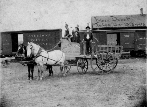 1900.317