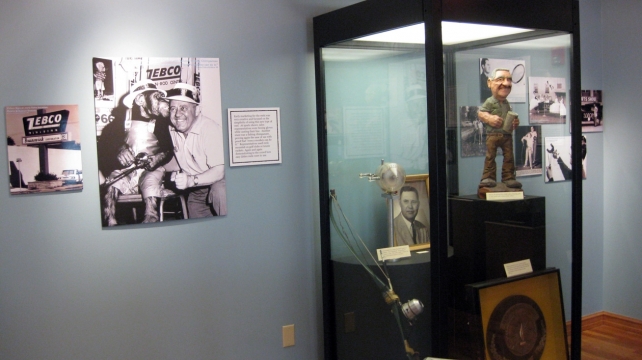 exhibits-zebco-monkey